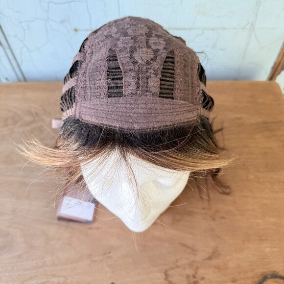 Beachy Wig by Jaclyn Smith, Auburn Sugar Rooted - Picture 8 of 9